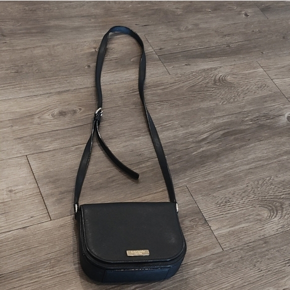 Kate Spade crossbody bag - Picture 1 of 4